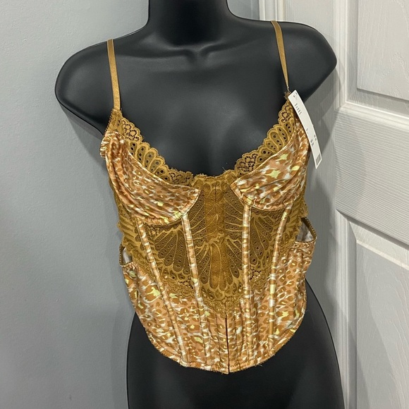Mustard yellow corset top UO - Picture 1 of 8